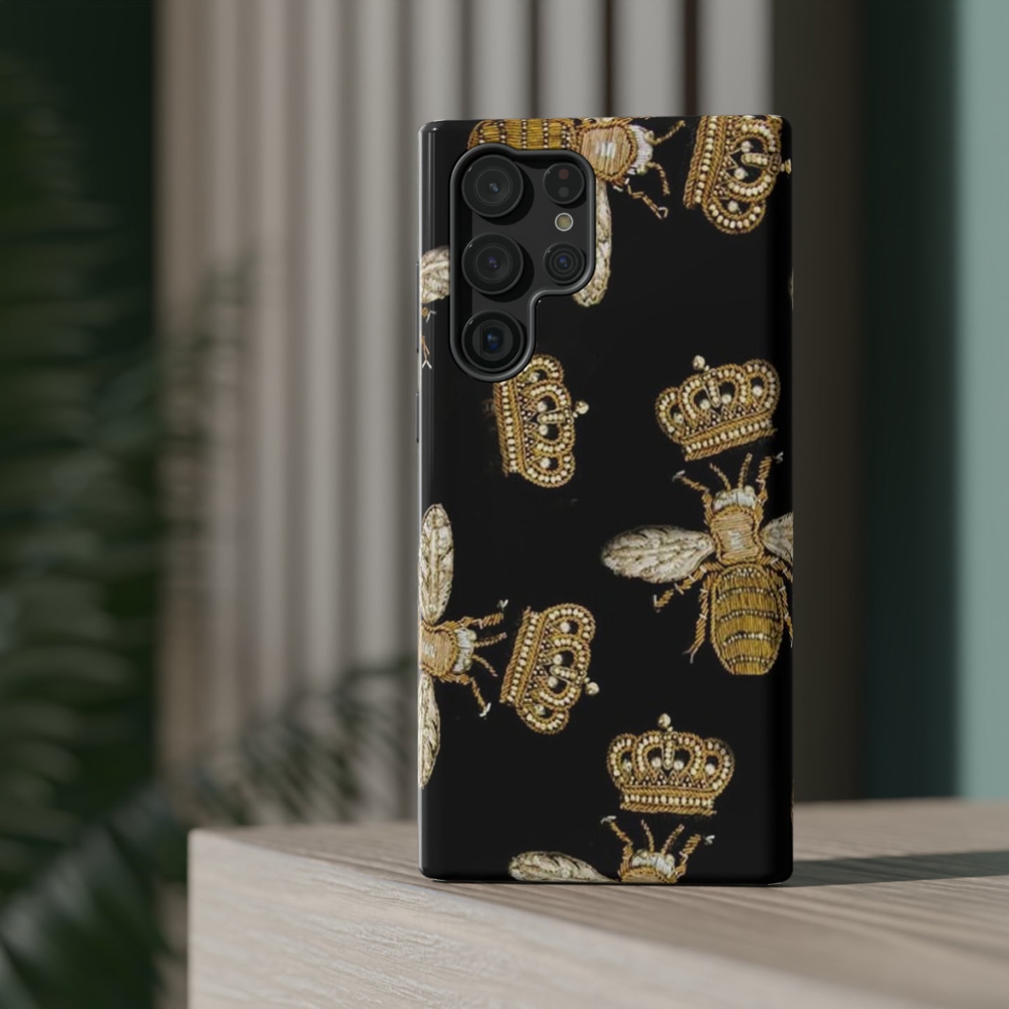 Queen Bee Print Impact-Resistant Cases